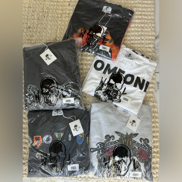 Men’s T-Shirt: Designer Warren Lotas - Picture 4 of 4